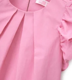 Blusa rosa con volant