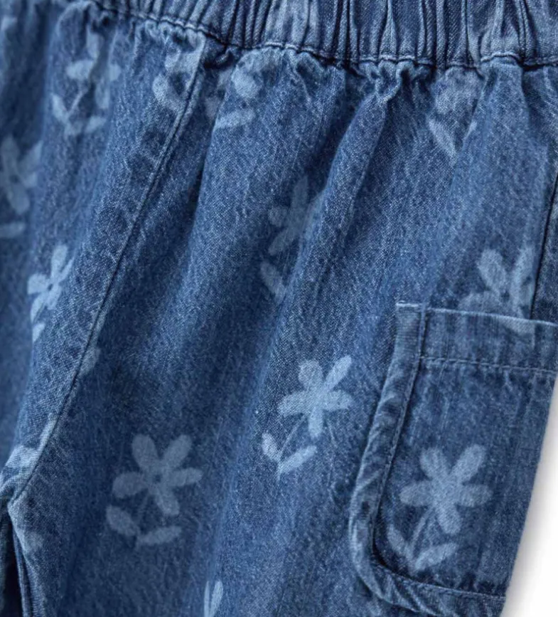 Jeans con fiori