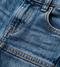 Jeans con tasche