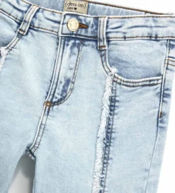 Jeans flare sfrangiati