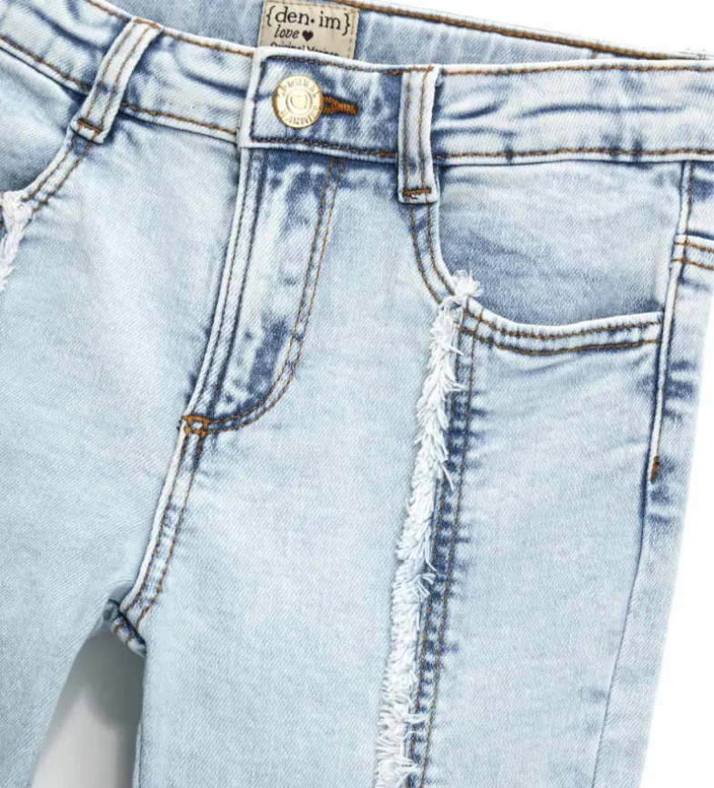 Jeans flare sfrangiati