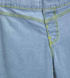 Jeans sfrangiati