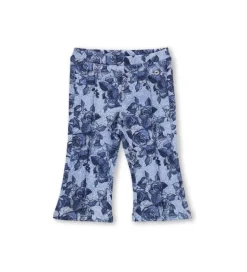Pantaloni svasati