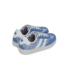 Sneakers in denim